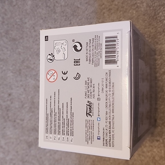 Harry Dunne Getting a Haircut Funko Pop - Picture 4 of 4